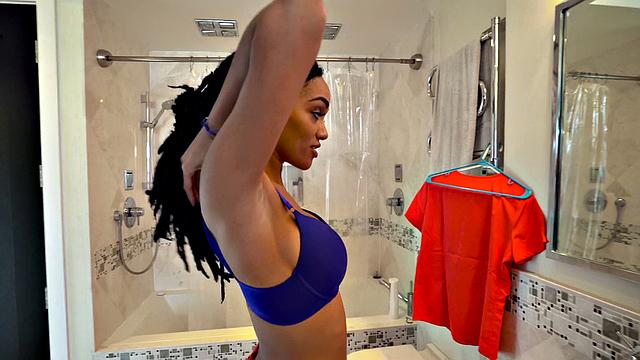 Nurse with big ass takes care of her BF's needs in the bedroom