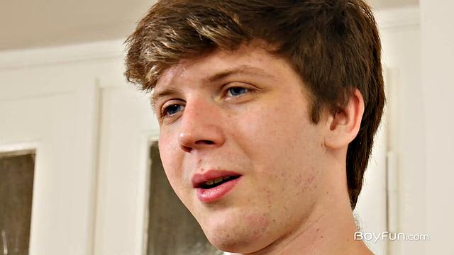 Джош Кавалин и Жан Гиллиам жёстко трахаются и обмениваются спермой