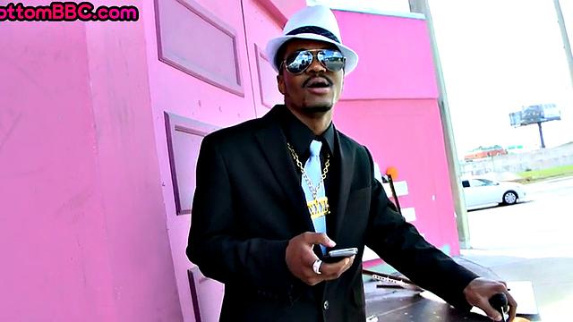 Real Nubian picked up to get fucked in DILF anal