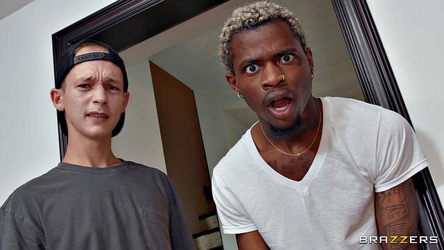 Bathtub Anal With MILF