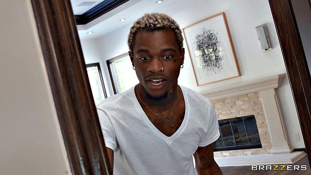 Bathtub Anal With MILF