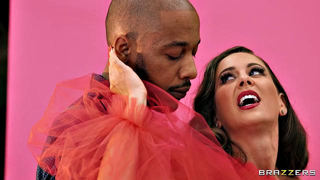 Cherie Deville: Prim Primal