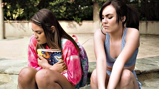 Nympho bitches enjoy eating pussies after kissing