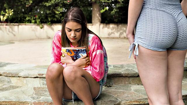 Nympho bitches enjoy eating pussies after kissing