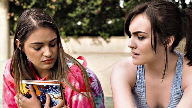 Nympho bitches enjoy eating pussies after kissing