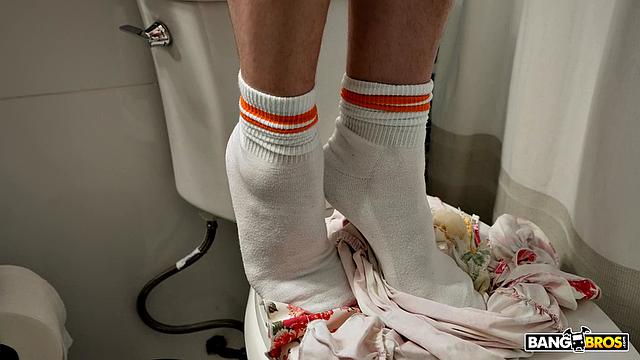 I Love My Stepsister's Attributes