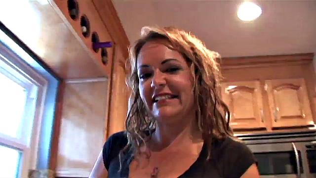 Kelly Leigh Spotted on the Interracial Cougar Search