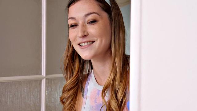 Tattooed babe in stockings rides studs cock