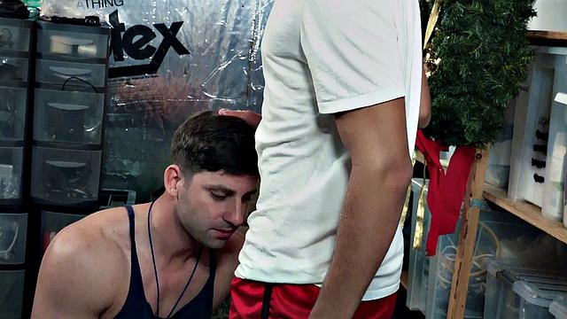 Daddy barebacked by twink in stockroom after BJ