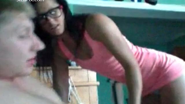 JizzPix - Blowjobs, Cumshots, Facials & Videos