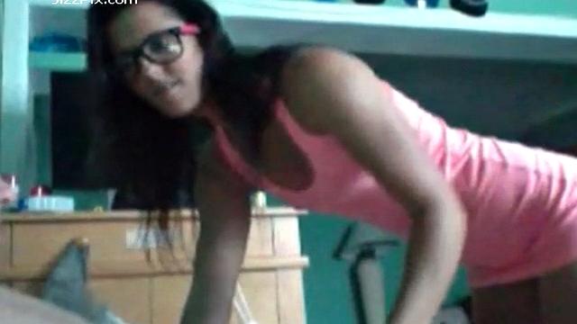 JizzPix - Blowjobs, Cumshots, Facials & Videos