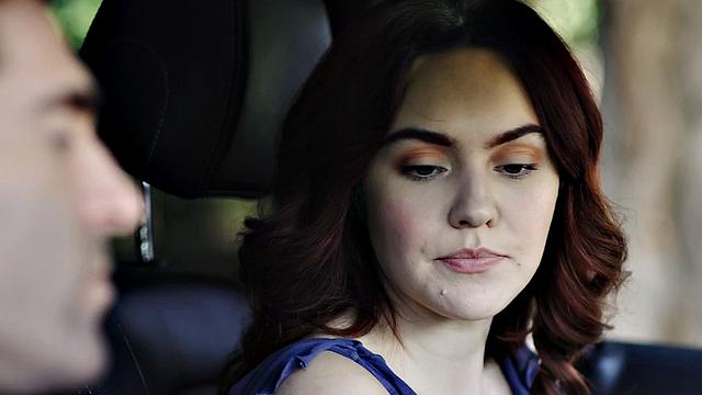 Cheating MILF gets pussy rammed by lover in affair