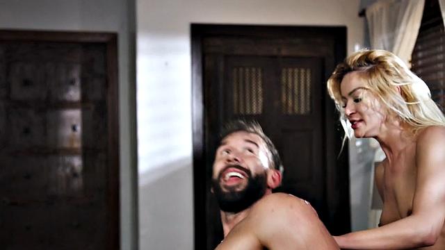 Cheating MILF gets pussy rammed by lover in affair