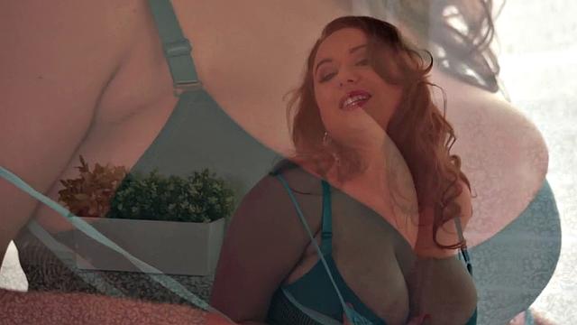 Monica Love: Green-eyed Bra