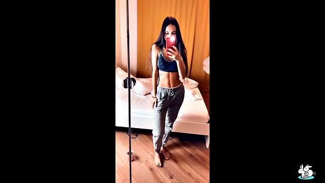Hot Teen Plays With Her Dildo In The Morning