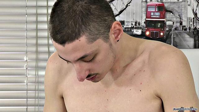 Apollo Bangs Athletic Guy Alon - Apollo Wright & Alon Kemey