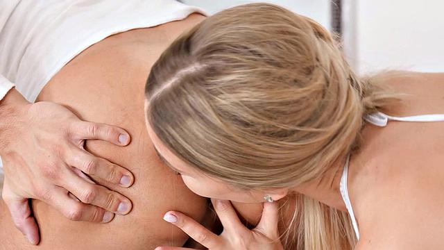 RIM4K. Lovely girl fulfills photographer's dream by worshiping his ass