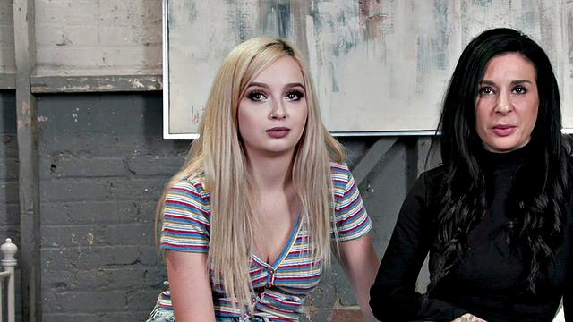 Anal gaping 21yo dyke strapon fucked by MILF