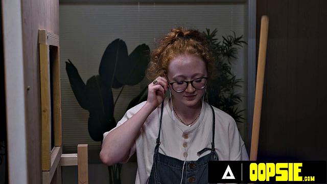 Khloe Kay и Emma Rose заводят жаркий тройничок с Kenzie Anne в сауне, а уборщик застает их за занятием сексом - страсть зашкаливает!