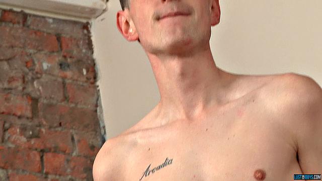 Scott Williams is Moaning in Pleasure!