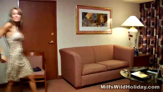 Thristy MILF Hooks Up With a Guide