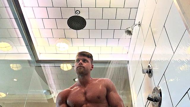 Beefy Stud Shower Solo Jerk - Brad - Maskurbate