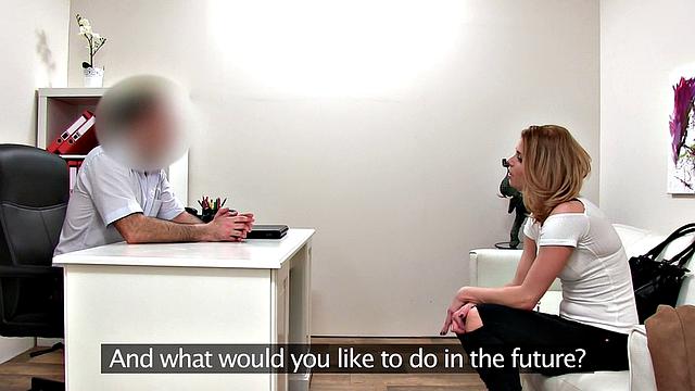 Agent Controls Model’s Vibrator