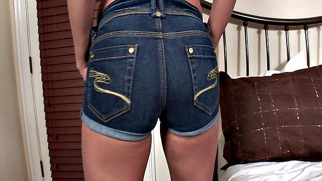 Alexis Silver's Ass Rules!