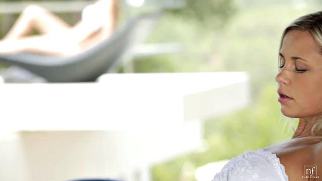 For All To See - S10:E2