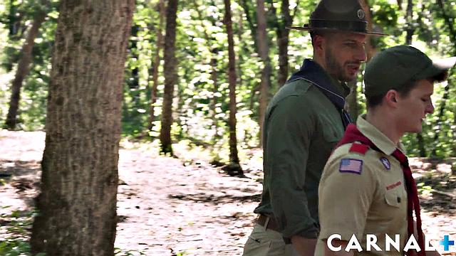 мужик не ищет обходных путей - сразу в жопку целится