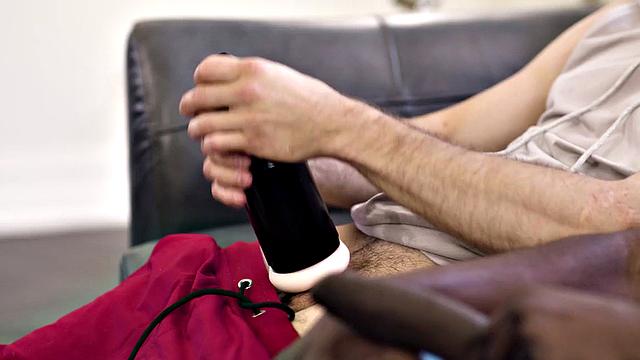 Tugging ripped jock barebacked by Ebony top