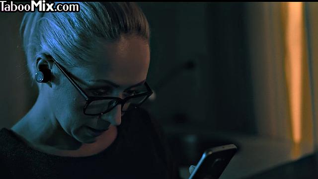 Horny big-titted babe solo pussy-fingering