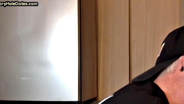 Gloryhole DILF sucks cock in homemade closeup BJ