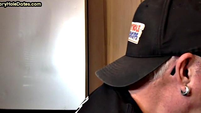 Gloryhole DILF sucks cock in homemade closeup BJ