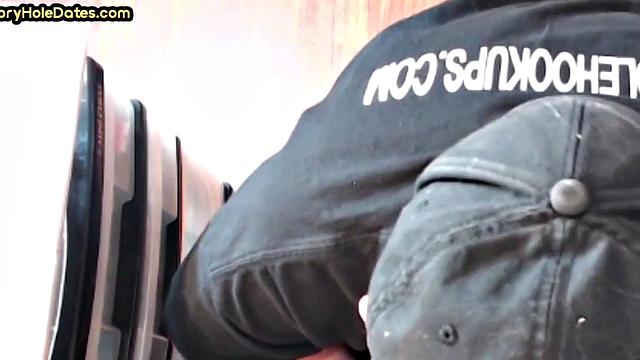 Gloryhole DILF sucks cock in homemade closeup BJ