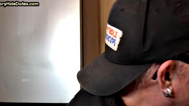 Gloryhole DILF sucks cock in homemade closeup BJ