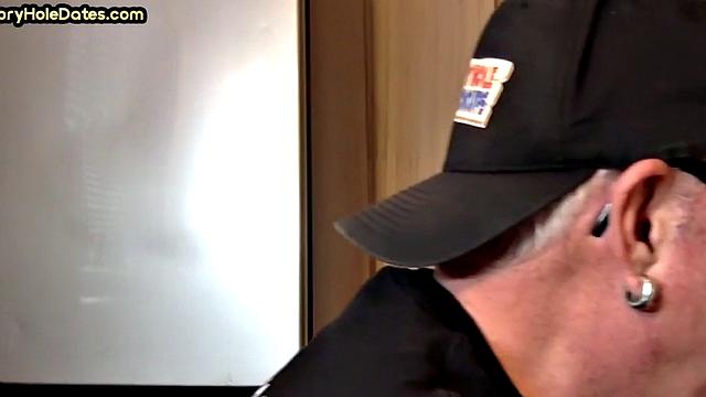 Gloryhole DILF sucks cock in homemade closeup BJ