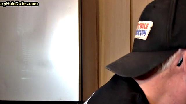 Gloryhole DILF sucks cock in homemade closeup BJ