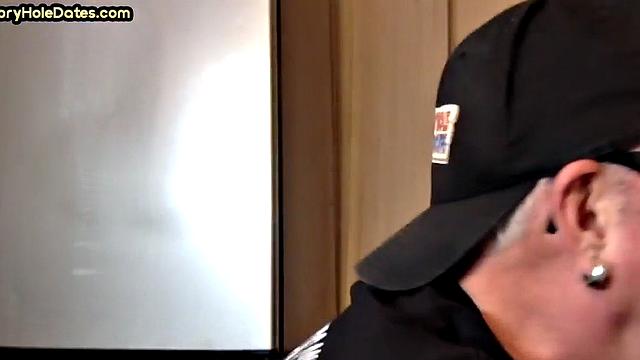 Gloryhole DILF sucks cock in homemade closeup BJ