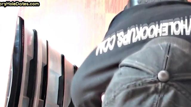 Gloryhole DILF sucks cock in homemade closeup BJ