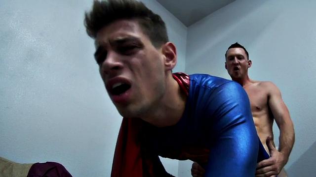 Wrestling hunk barebacking after erotic battling