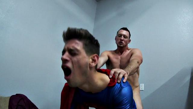 Wrestling hunk barebacking after erotic battling