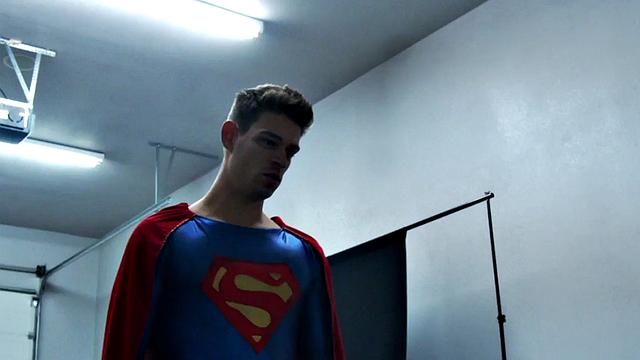 Wrestling hunk barebacking after erotic battling