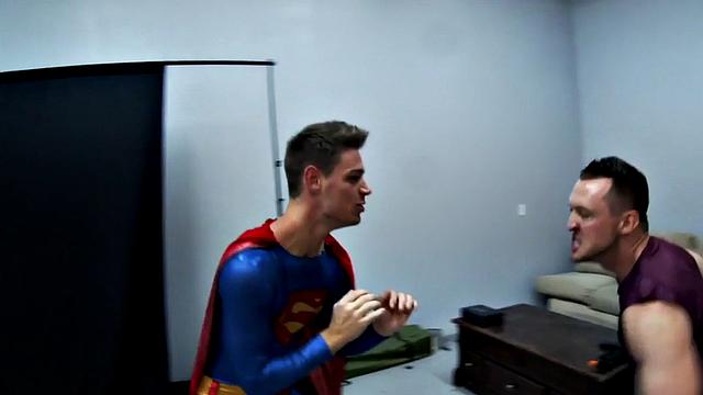 Wrestling hunk barebacking after erotic battling