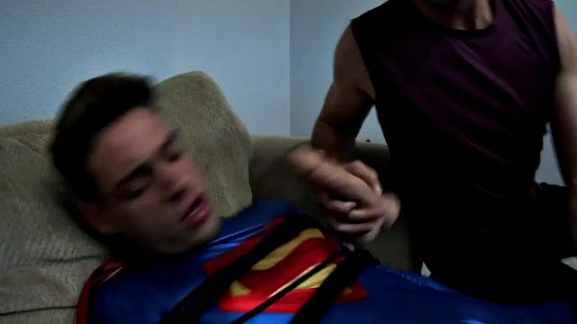 Wrestling hunk barebacking after erotic battling