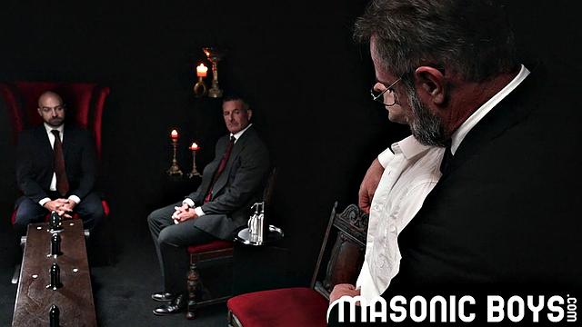 Качки устраивают жёсткую групповуху без резины