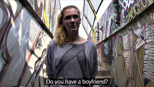 Stranger Offers Nerdy Blonde A Modeling Job If She Fucks Outdoors
