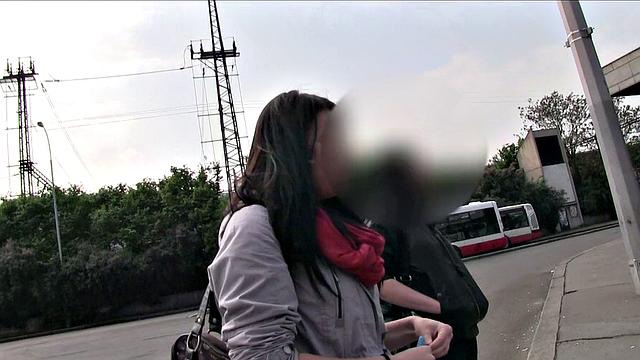 Stranger Offers Nerdy Blonde A Modeling Job If She Fucks Outdoors