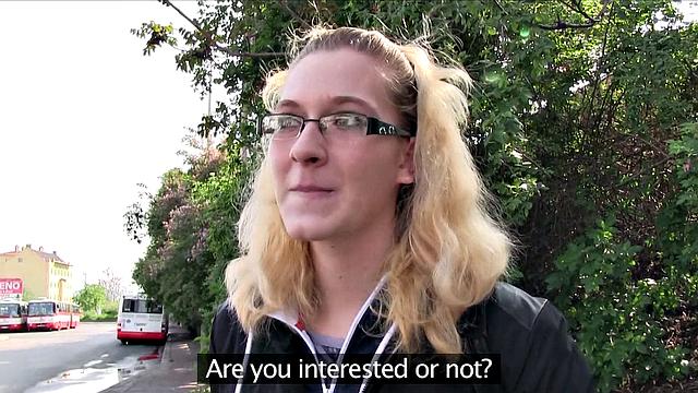 Stranger Offers Nerdy Blonde A Modeling Job If She Fucks Outdoors