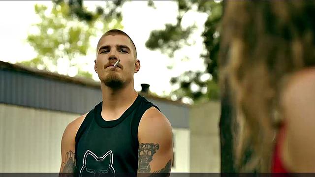 Riley Keough striptease